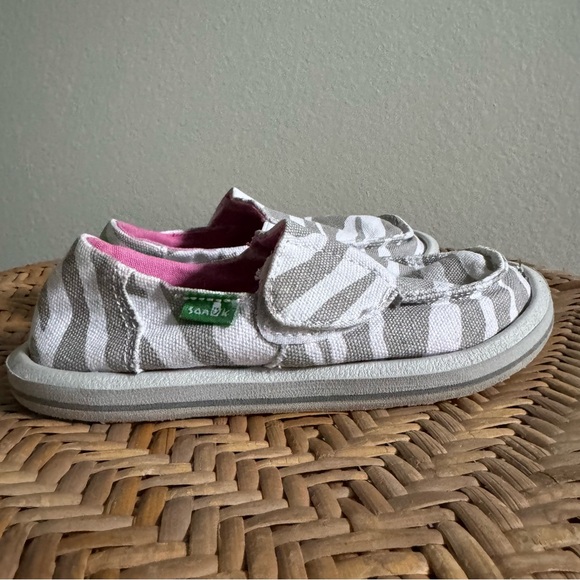Sanuk Toddler's I'm Game - Zebra Grey Size 11 - Picture 2 of 9